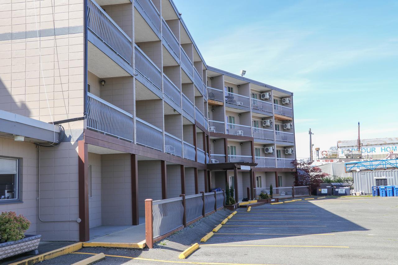 The Waterfront Suites And Marina Nanaimo Dış mekan fotoğraf