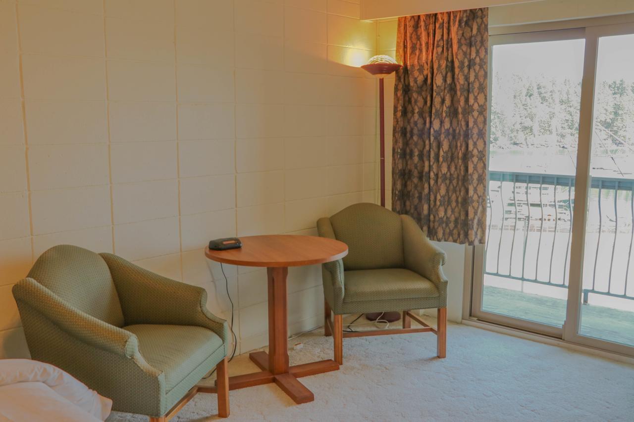 The Waterfront Suites And Marina Nanaimo Dış mekan fotoğraf