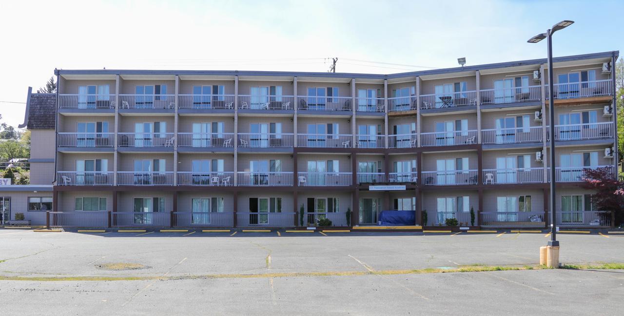 The Waterfront Suites And Marina Nanaimo Dış mekan fotoğraf